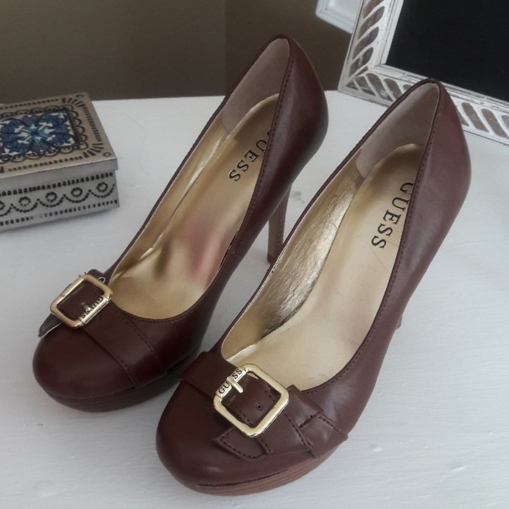 Guess brown leather pumps brand new without box.